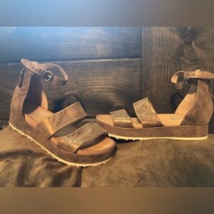 Miz Mooz brand, size 37, stunning and comfortable gladiator style sandals